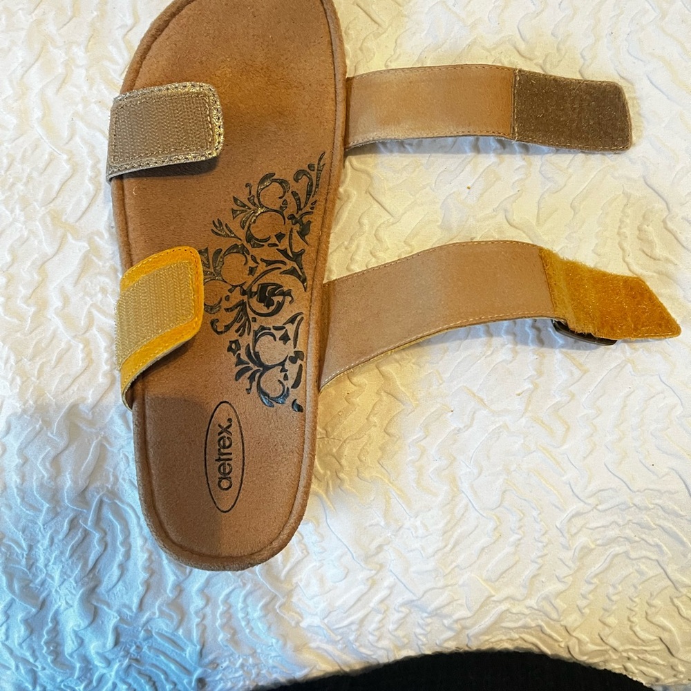 Aetrex Yellow Leather Slide with Decorative Insole - Picture 2 of 6